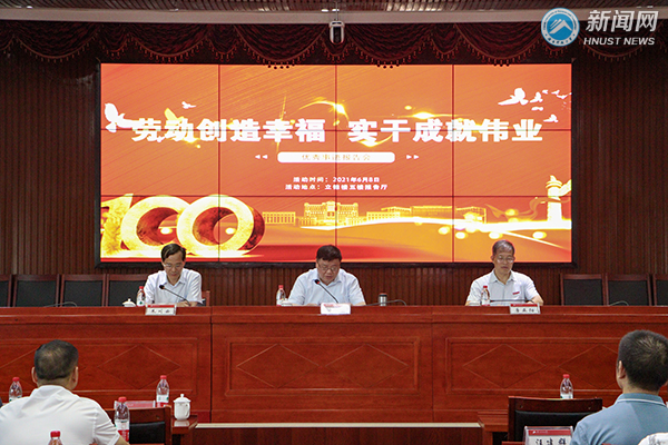 1c1f70cd91804e3496dd0c8f150b6300.jpg 张梓硕5.jpg