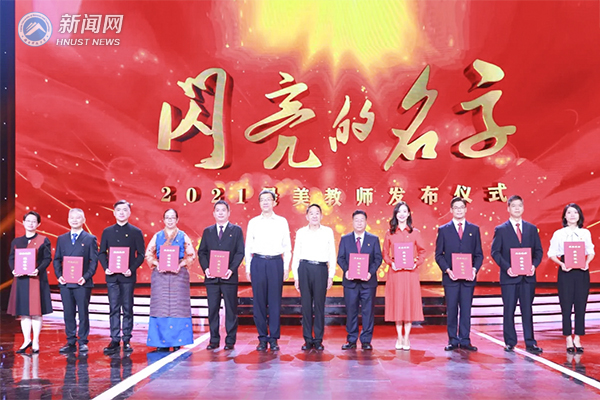 3d060a9ec5334e4db9809fdd23406b4d.jpg 8.jpg